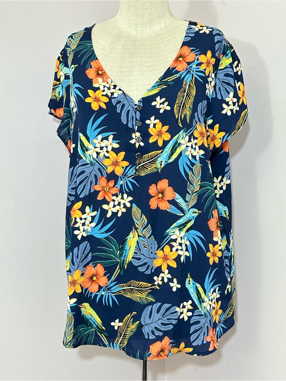 Nadine West 3X Tropical Print Blouse NWT